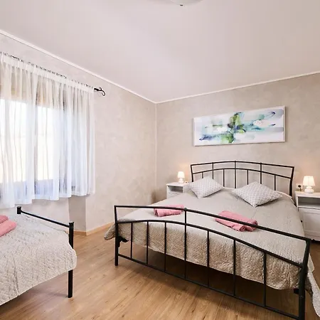 Apartments Mirna Stress Free Vol.2 Umag Exterior photo